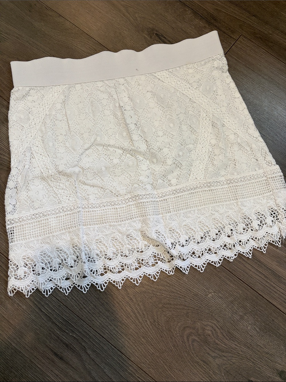 American Eagle Outfitters White Lace Mini Skirt